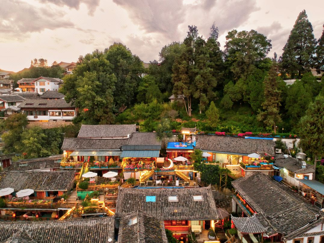 良宿·网红旅拍客栈(丽江阅古楼观景店)