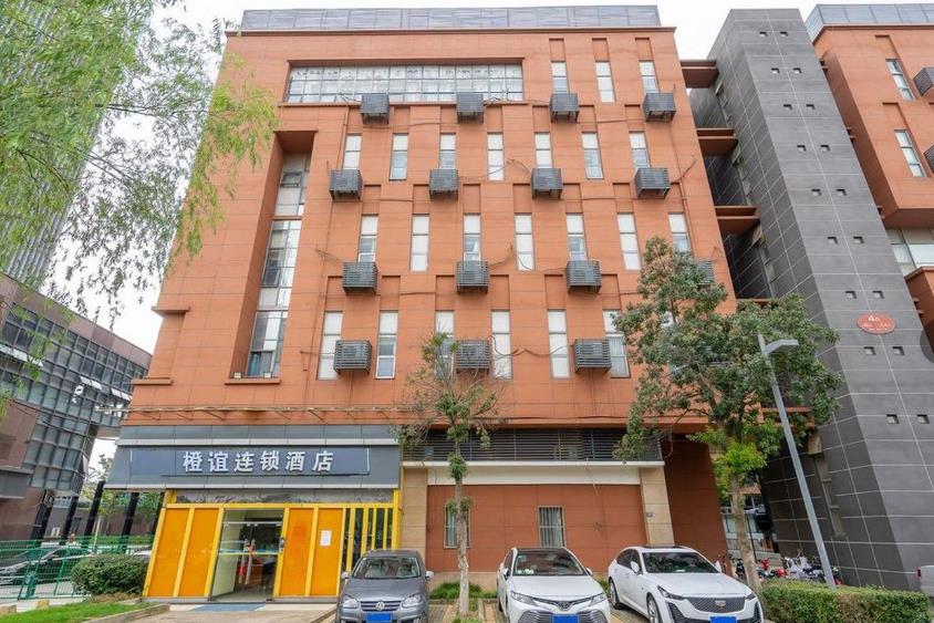 橙谊连锁酒店(金融港北地铁站店)